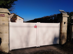 Photo n°23 de ART ET FENETRES - Art et Habitat Nontron à Nontron (Magasin de fenêtres en PVC)