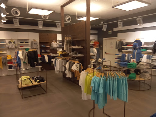 Benetton Outlet - Thumbnail