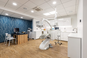 Photo n°2 de Docteur STERITI Laura à Auribeau-sur-Siagne (Dentiste)