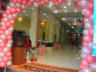 Photos of Centro Comercial ROMARIC