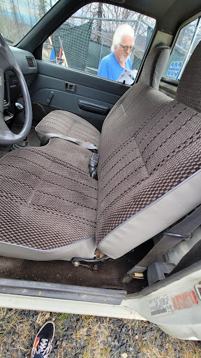 Ernie's Custom Upholstery - Thumbnail