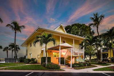 Photos of Charter Club Resort of Naples Bay