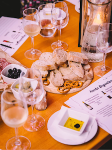 Niewinność Wine Bar Poznań