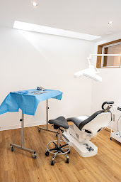 Photo n°6 de Cabinet Dentaire de la Vanoise - Drs Jorioz Camille, Morin Manon, Jorioz Arthur, Toucas Inès à Moûtiers (Dentiste)