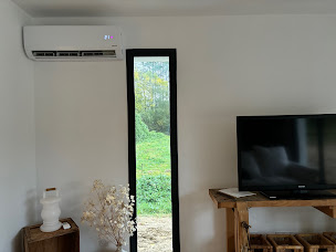 Photo n°2 de PCE Pyrénées Climatisation Électricité à Ibos (Service d'installation électrique)