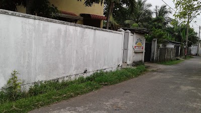Photos of Gamunu Mawatha / Yasorapura Bus Stop