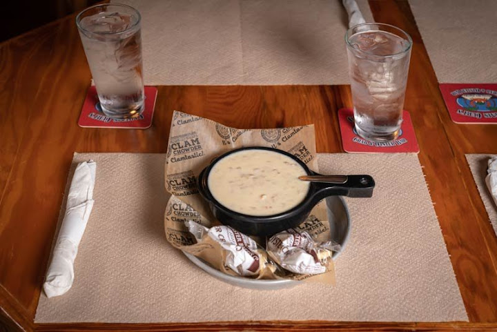 Captain Curt's Crab & Oyster Bar by null