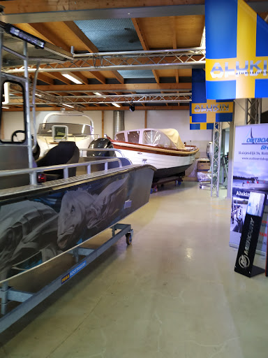 Outboard Shop Rotterdam - Thumbnail