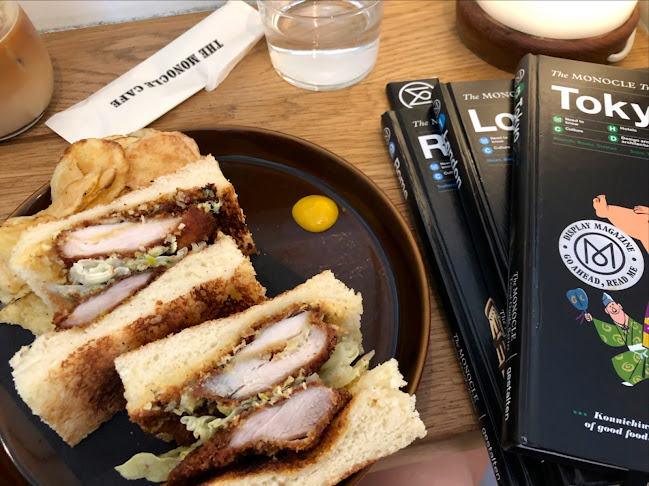 Comments and reviews of The Monocle Café