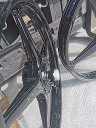 Photo n°14 de L'atelier wheels works à Aron (Magasin de pièces automobiles)