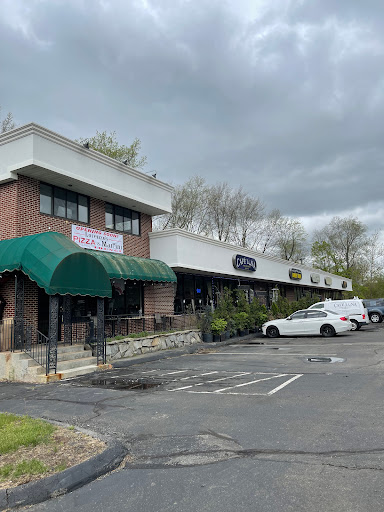 Lorenzo’s Pizza and Martini Lounge - Thumbnail