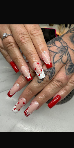 LA Nails Spa & Beauty