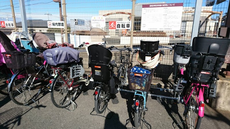 JR藤森駅駐輪場