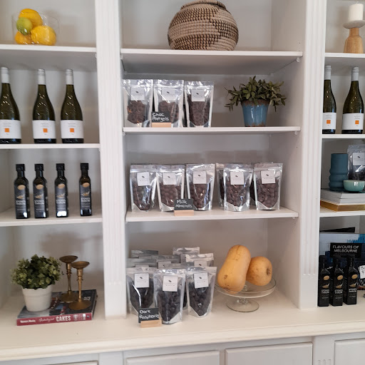 Loch Village Foodstore - Thumbnail
