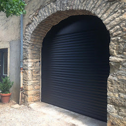 Photo n°40 de Monsieur Store - Fenêtres - Volets - Portails à L'Isle-Adam (Fournisseur de fenêtres)