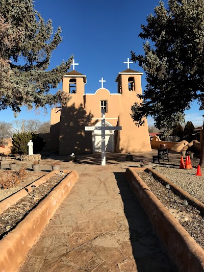 Ranchos De Taos