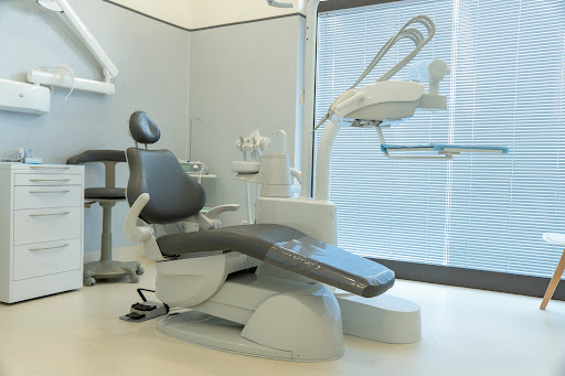 Studio Dentistico Dott. Giovanni Bozzelli - Thumbnail