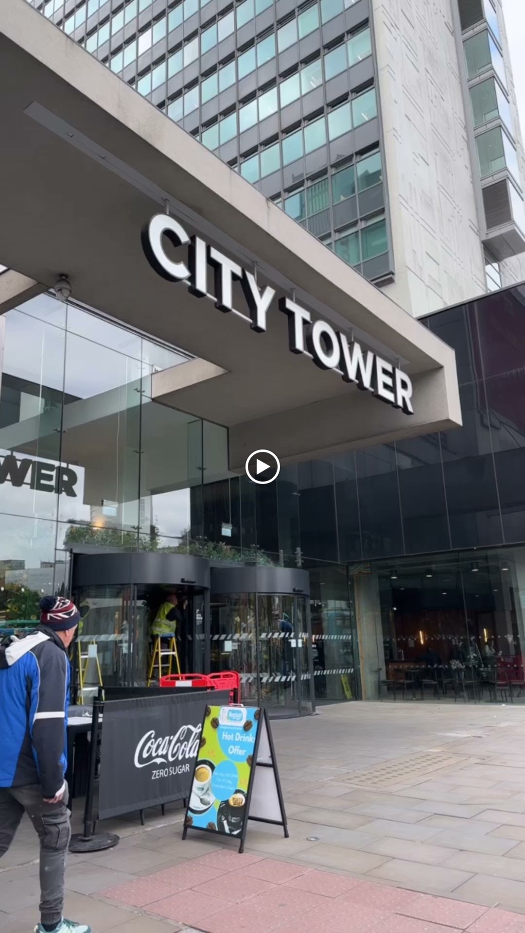 Tutzys Central & Vape Central