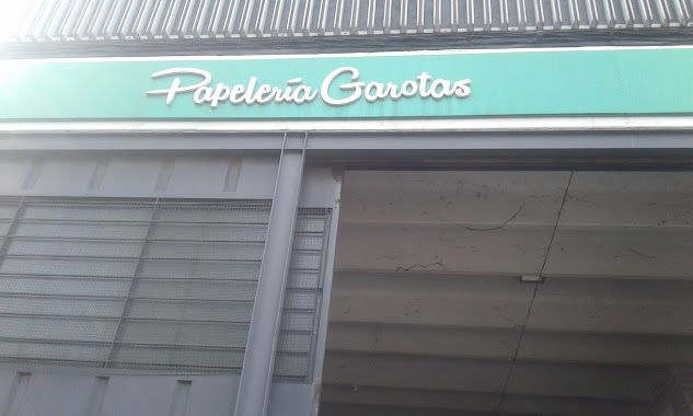 Depósito Papelería Garotas, Author: Javier PIQUINELA