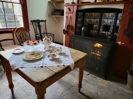 Holst Victorian House