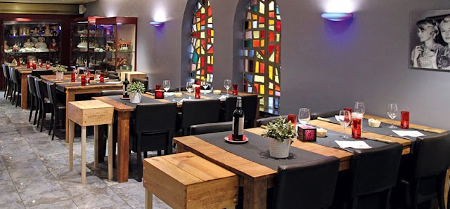 Restaurant Rhino Steakhouse et Pizzeria