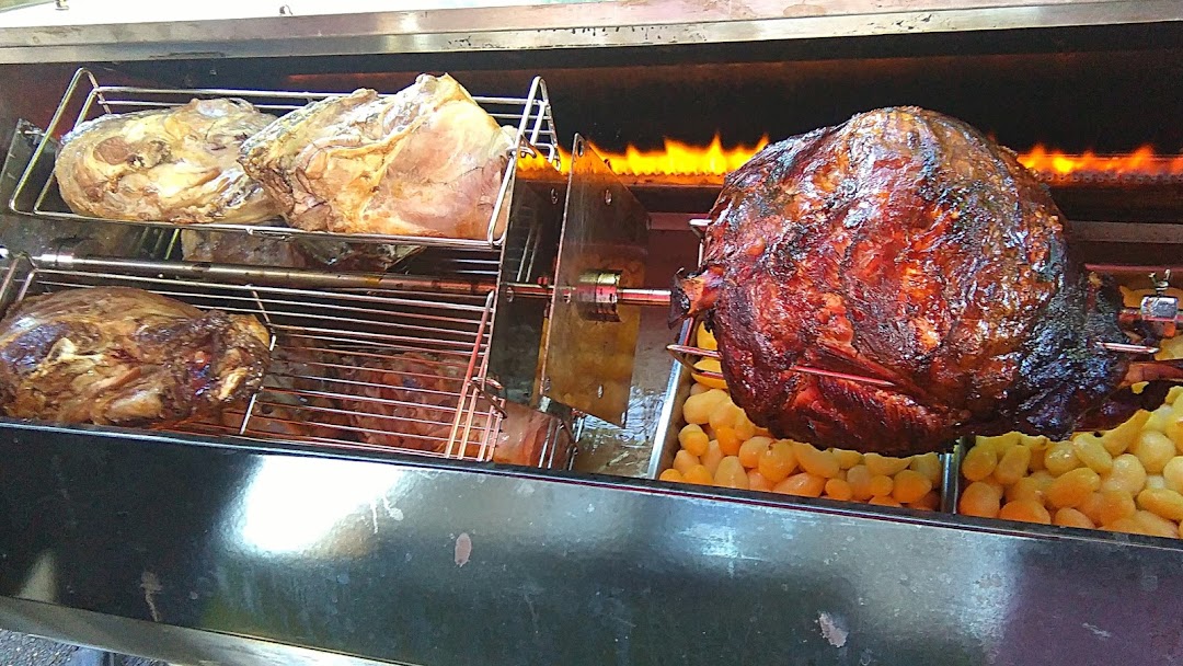 Rôtisserie, livraison plateau repas près de Pau (64) - Au Roi de l'Andouille