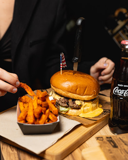 Photo 4 - CALIFORNIAN BURGER & COFFEE