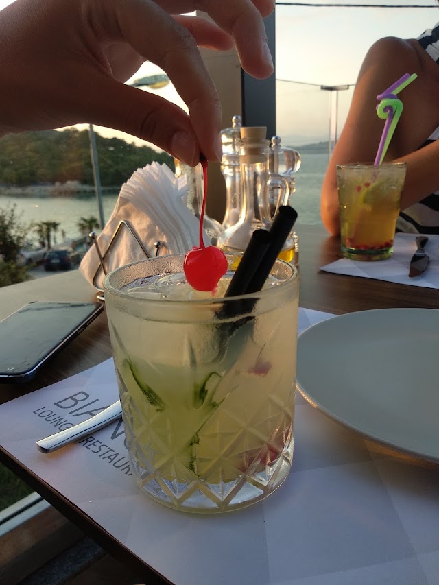 Bianco Lounge Bar