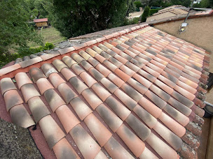 Photo n°31 de RÉNOV TOITURE 06 - Couvreur Saint-Paul-de-Vence à Saint-Paul-de-Vence (Entreprise d'étanchéité)