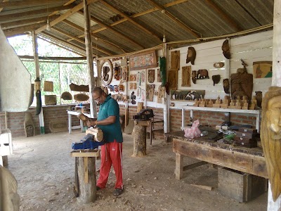 Photos of Oak Ray Woodcarving