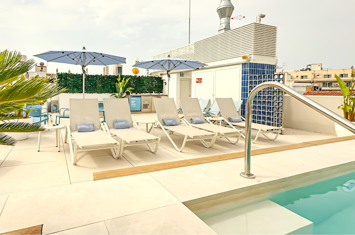 Hotel Alenti Sitges by null