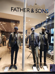 Photo n°25 de FATHER & SONS LILLE à Lille (Magasin de vêtements pour hommes)