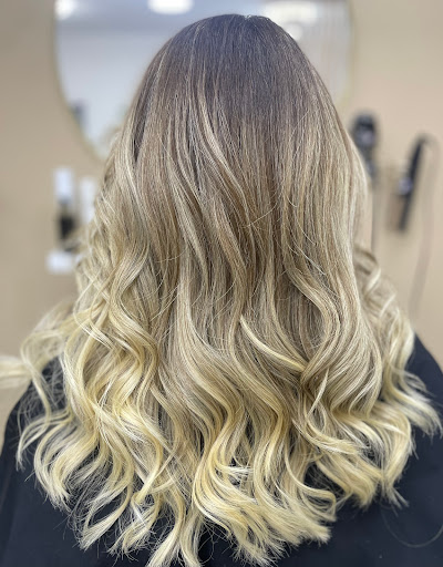 LUXE Salon & Training - Thumbnail