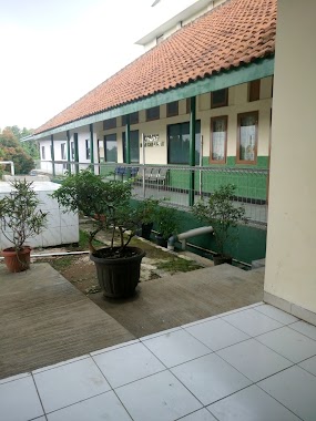 Hospital Cijantung Kesdam Jaya, Author: Toni Kurnianto