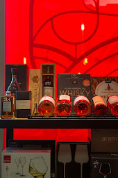 Photo n°20 de PLAYTIME LA CAVE à Courbevoie (Caviste)