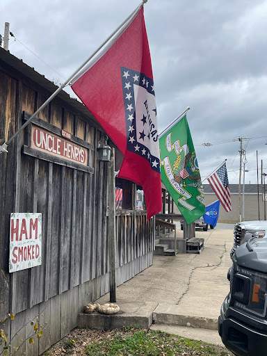Uncle Henry’s BBQ