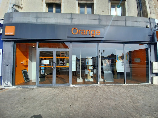 Boutique Orange - St Amand Montrond - France