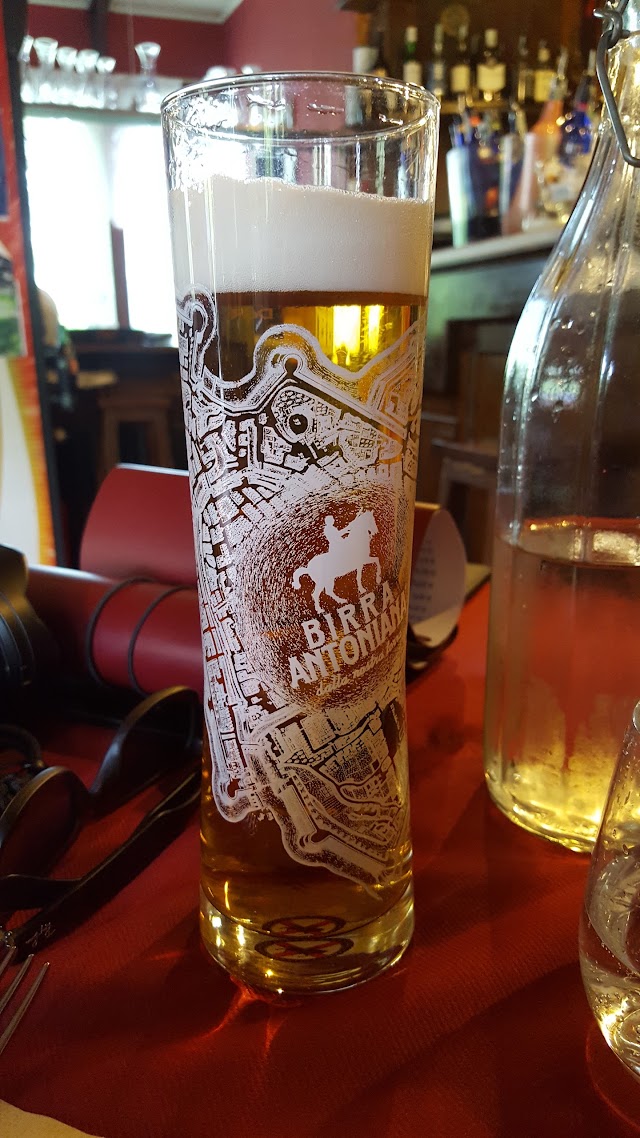 Muntisel Pub