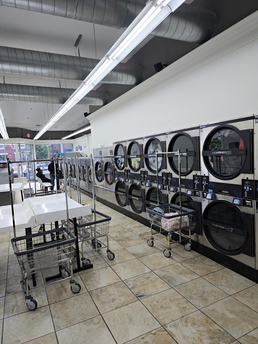 Self-service laundry at Spot Laundromat, Salem, OR
