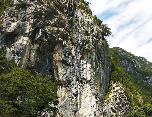 Palestra di arrampicata "Strabut"