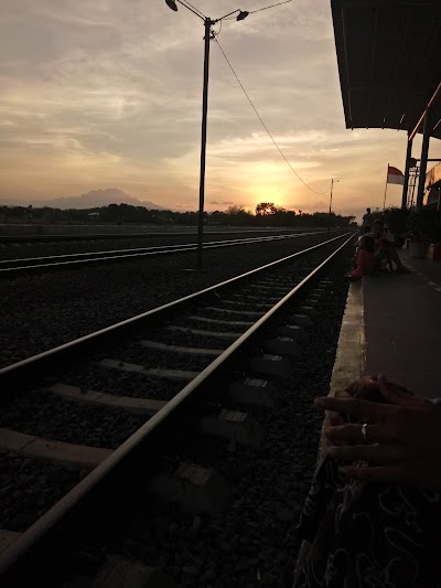 Photos of Stasiun Tegowanu