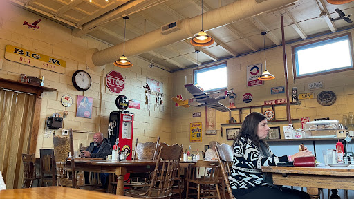 The Pump Cafe - Visual