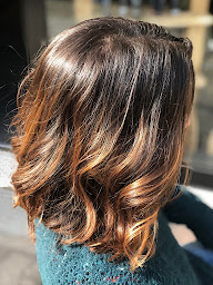 Photo n°10 de Atelier 228 à Saint-Martin-d'Uriage (Salon de coiffure)