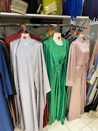 Photo n°18 de Leila à Troyes (Boutique de robes)