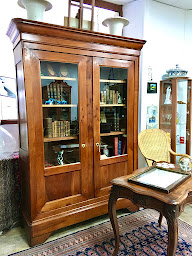 Photo n°6 de Antiquités & Brocante Pacaut - ACHAT VENTE DEBARRAS - TAPISSIER D’AMEUBLEMENT à Thiviers (Tapissier décorateur)