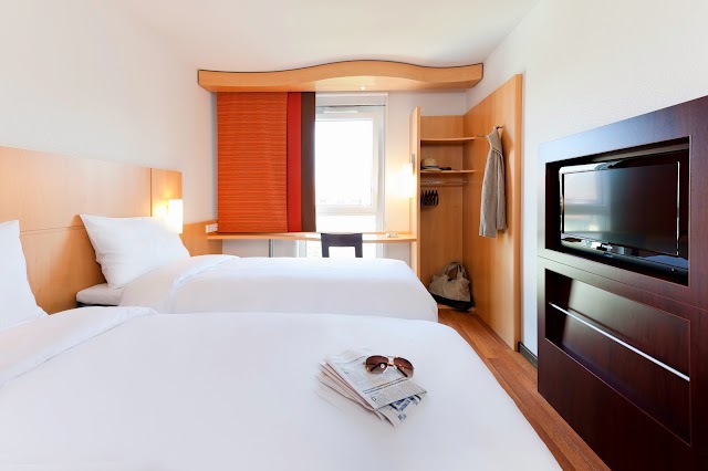 Hotel ibis Lyon Est Chaponnay