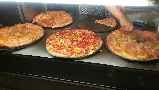 Metro Pizza, Author: Stevan Maksimovic