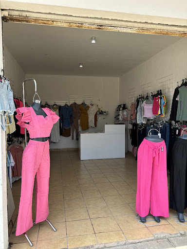 Queen’s Closet - Thumbnail