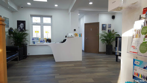 Burton Dental Lodge Logo