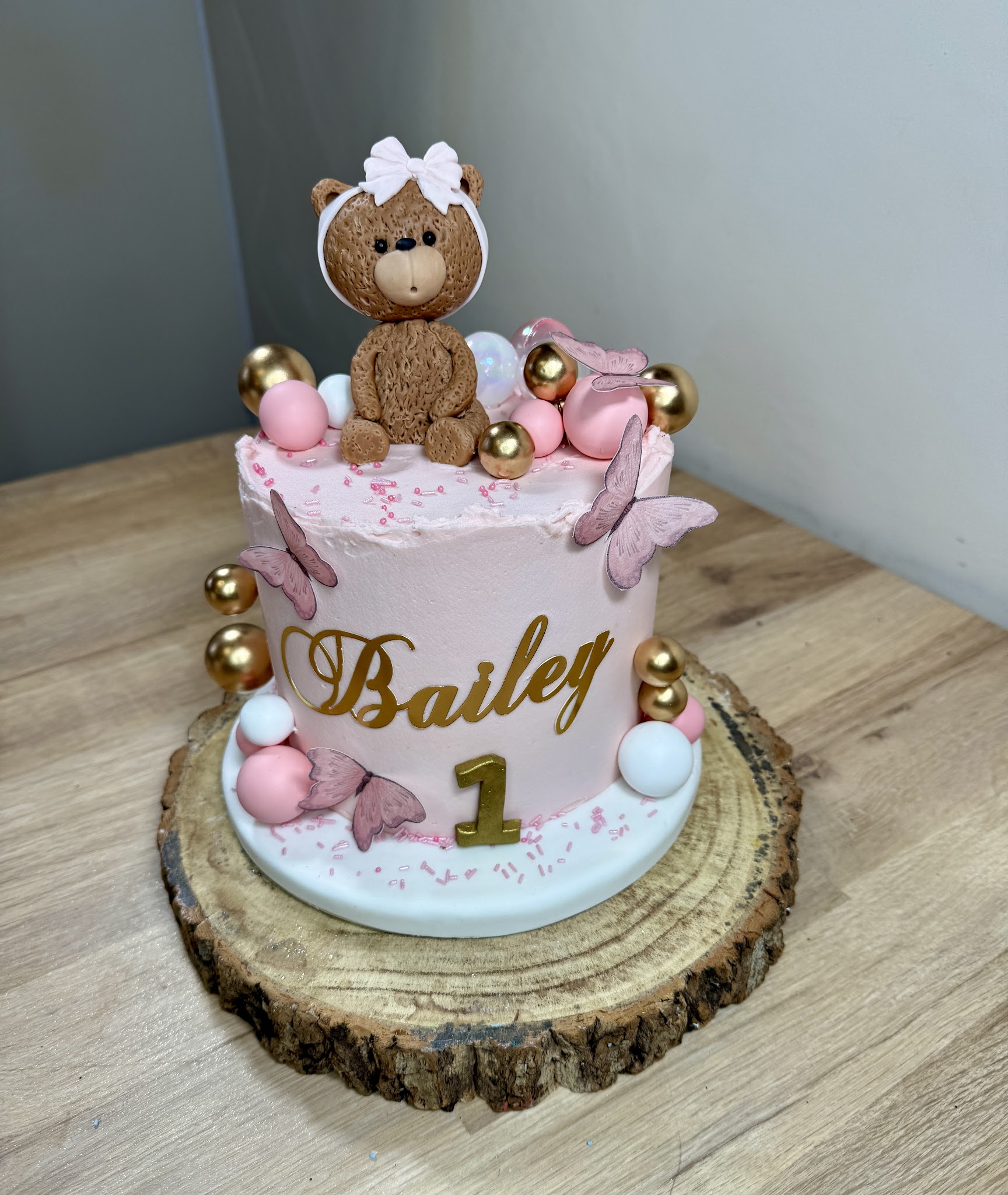 Snazzy Cakes by Hayley - Cakes & Sweets - photo 1